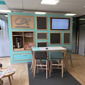 Fabrication artisanale de menuiseries bois en atelier